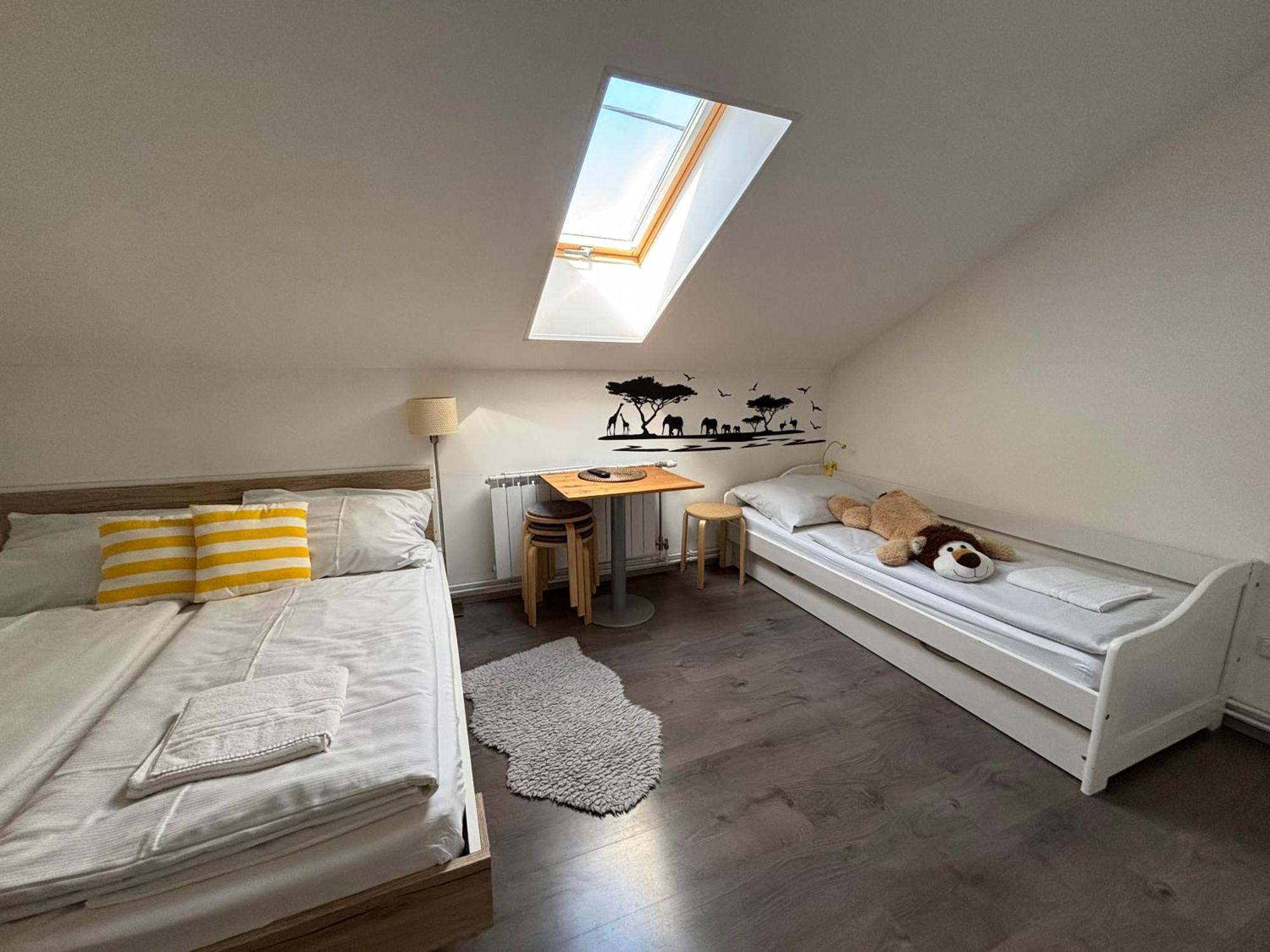 Apartmány Marco Polo Lednice Esterno foto
